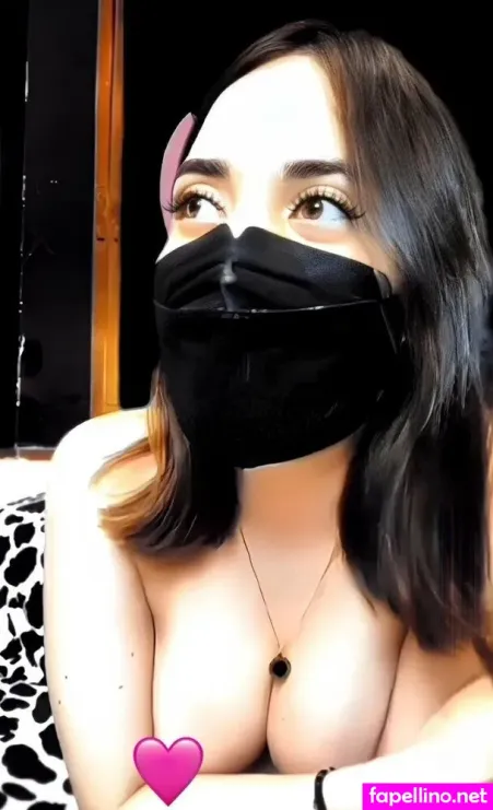 Apple Love Free OnlyFans Thumbnail #Y0xZ0PHREF