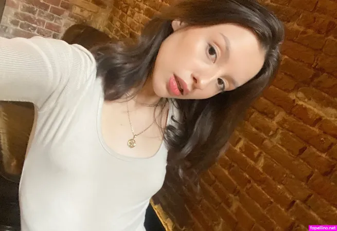 April Amelia OnlyFans Thumbnail #liI8Qul0sM