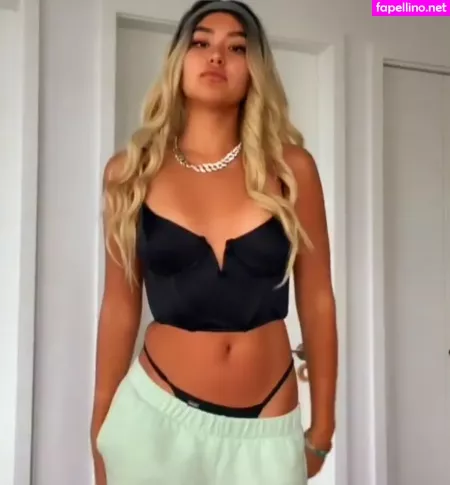 April Blue OnlyFans Thumbnail #nJAHAB67d7