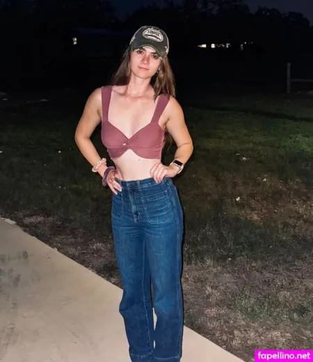 April Brinson OnlyFans Thumbnail #EF1Xu0fNQ9