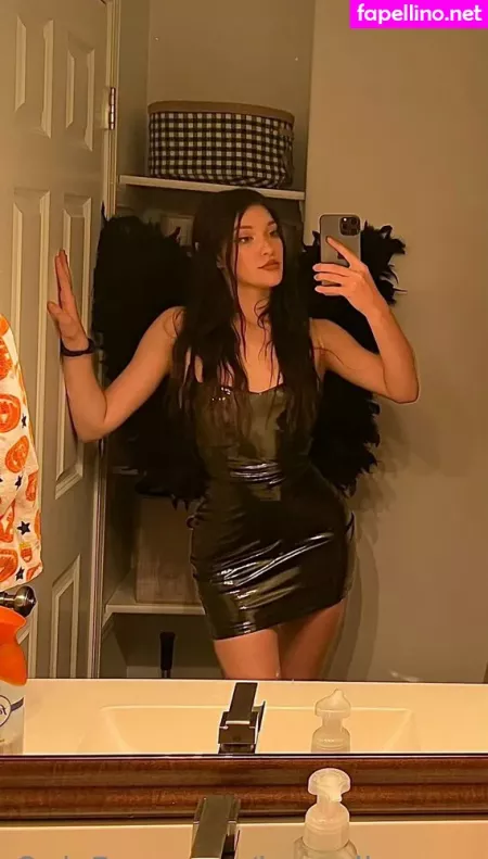 April Mae 2 OnlyFans Thumbnail #ASgzGKpOUF