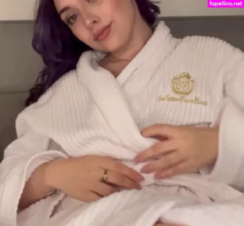 April Rayne OnlyFans Thumbnail #d0m0nk9zXS