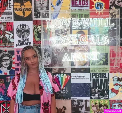 April Tsardakas OnlyFans Thumbnail #910iihprui