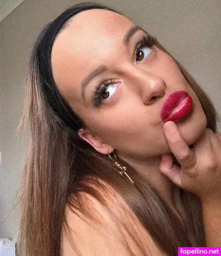 April Tsardakas OnlyFans Thumbnail #bQCQIo6d71