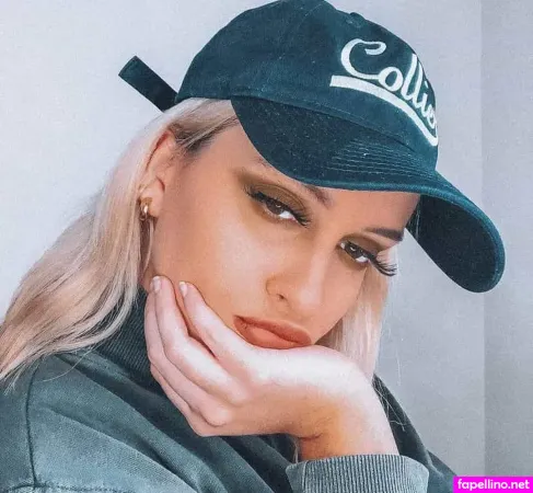 April Tsardakas OnlyFans Thumbnail #kUv2o64Dqc