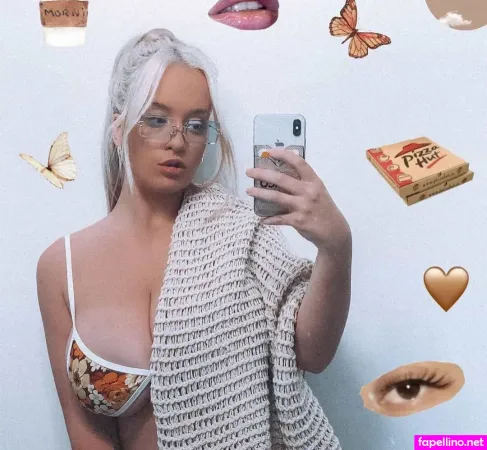 April Tsardakas OnlyFans Thumbnail #uzq7T4Vtqc