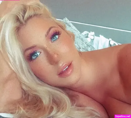 April Wilhelmina OnlyFans Thumbnail #OPr5EGdCEL