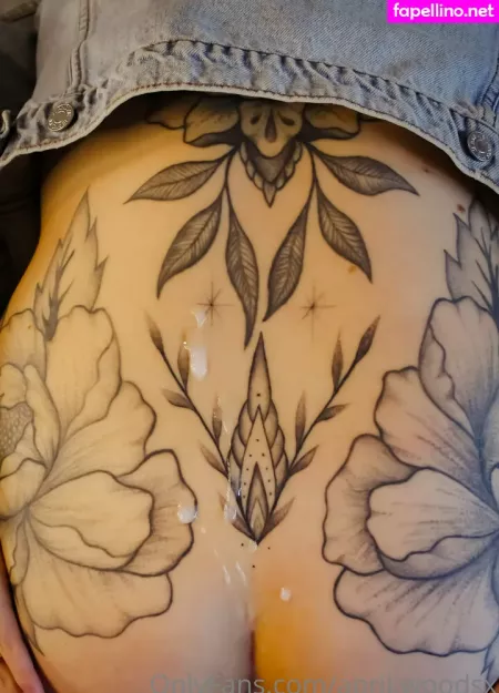 April Woodsx OnlyFans Thumbnail #SdF7gBVSoZ