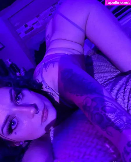 Aprilaura OnlyFans Thumbnail #w8bp5MRvxo