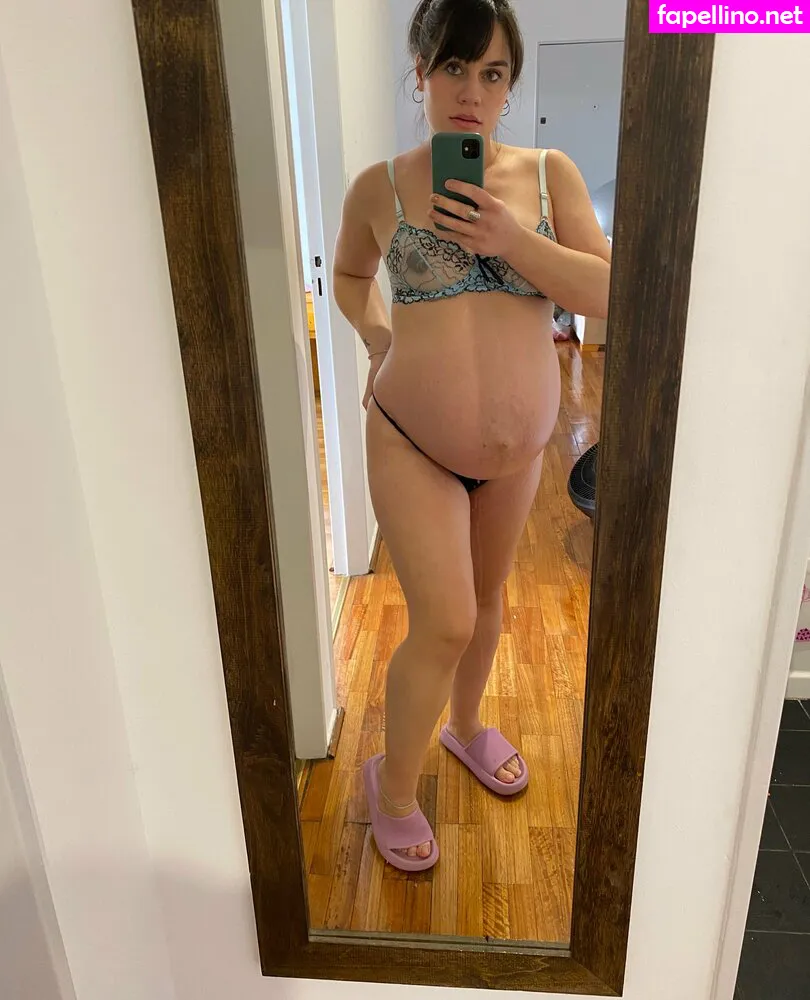 aprilbigass, aprilbigassofficial Nude Leaked OnlyFans Photo #KfCaFkPnlS