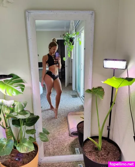 Aprilblazefree OnlyFans Thumbnail #hILim6ptiu