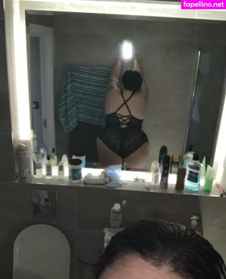 Aprilfoxx OnlyFans Thumbnail #G5lA3yiON4