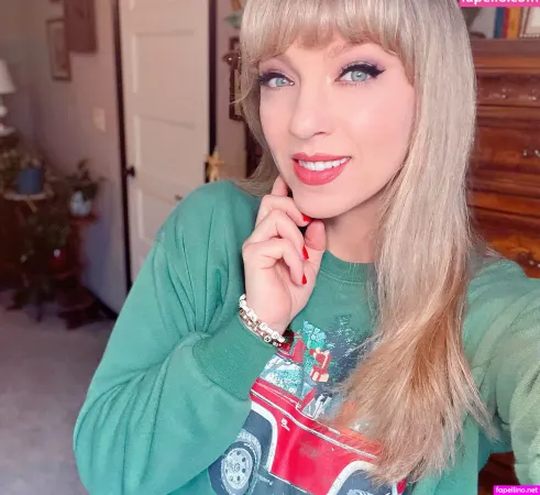 Aprilgloria OnlyFans Thumbnail #HOVw4zY22Q