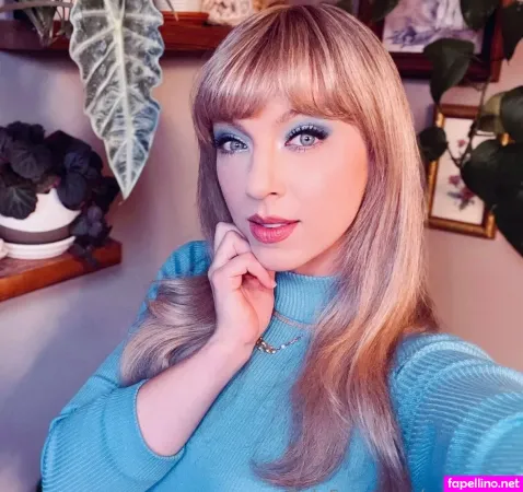 Aprilgloria OnlyFans Thumbnail #UfUuX72jb5