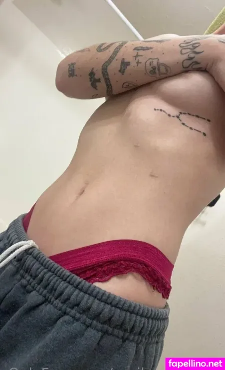 Aprilgreene420 OnlyFans Thumbnail #B7iMN5X79u