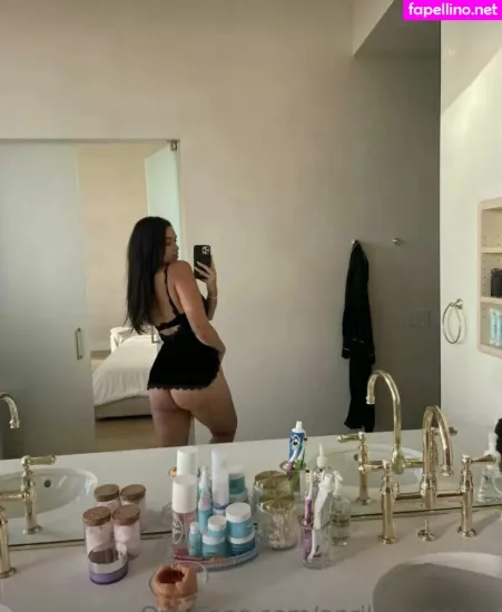 Aprillovegeary OnlyFans Thumbnail #G9de8RU0DJ