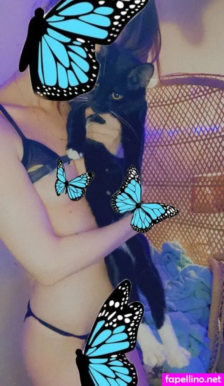 Aprilmkfree OnlyFans Thumbnail #S93xeZDeRa