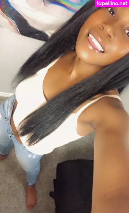 Aprilraeee OnlyFans Thumbnail #0YETqS0Kvm