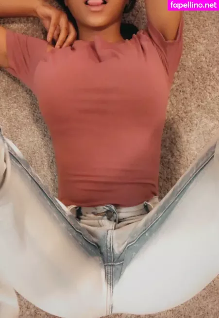 Aprilraeee OnlyFans Thumbnail #NDGSkNW3vg