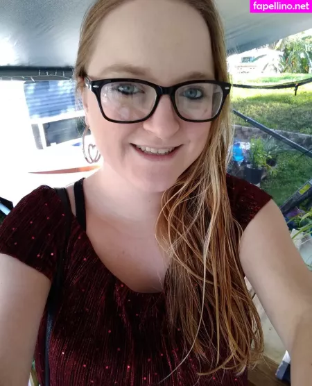 Aprilrose1992 OnlyFans Thumbnail #2MMgbfRFbg