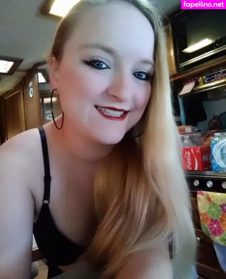 Aprilrose1992 OnlyFans Thumbnail #3XiwBVlqNL