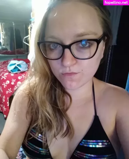 Aprilrose1992 OnlyFans Thumbnail #pTZDAZfMZ5