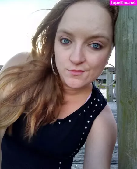 Aprilrose1992 OnlyFans Thumbnail #r1q9ie7a1d