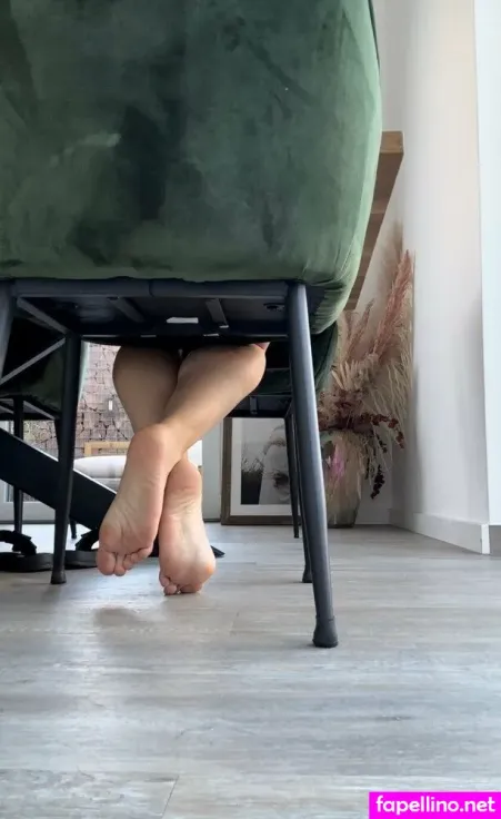 Aprils Secrets OnlyFans Thumbnail #9KomcYJ5Cq