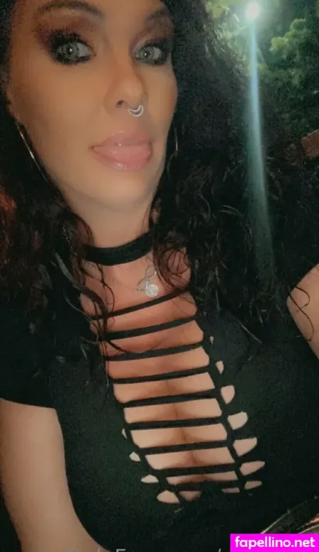 Aprilskys OnlyFans Thumbnail #6wMuZghO5F