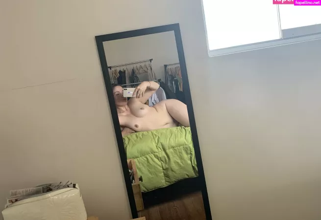 Aprilsun OnlyFans Thumbnail #NDRs5y8a4N