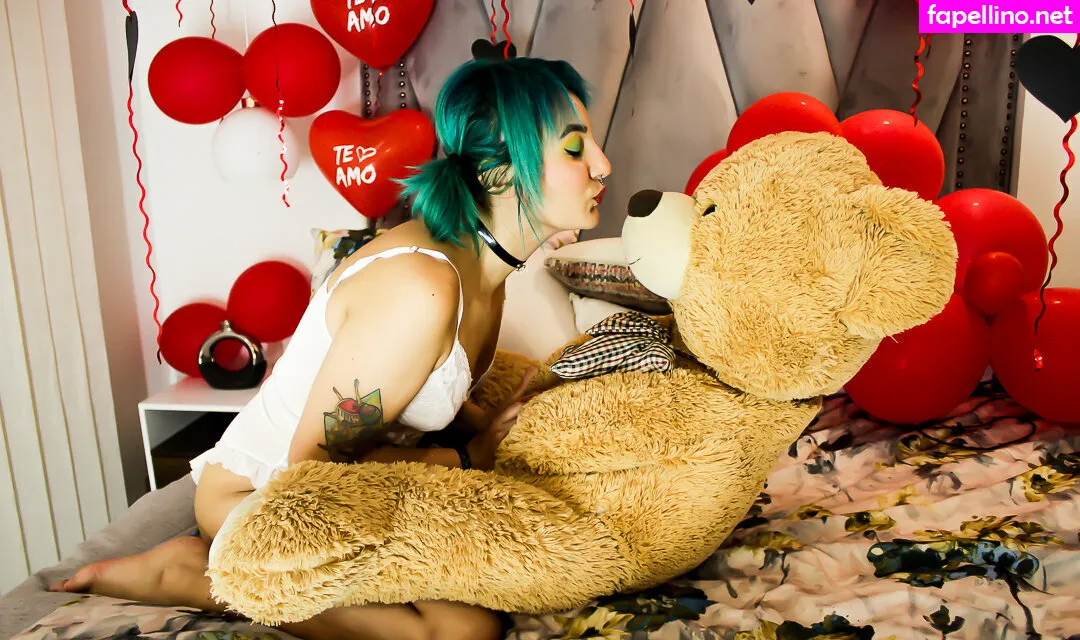 aprilswetdreams Nude Leaked OnlyFans Photo #26LaecfIis