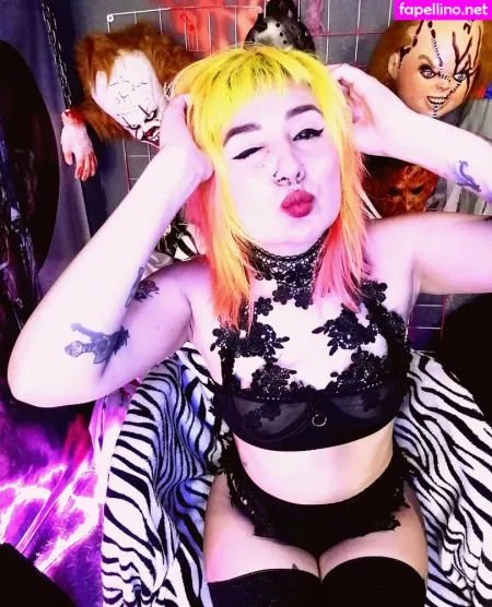 Aprilswetdreams OnlyFans Thumbnail #5ORn8XJFn5