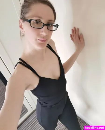 Aprilvaye OnlyFans Thumbnail #OkNXNAXFUx