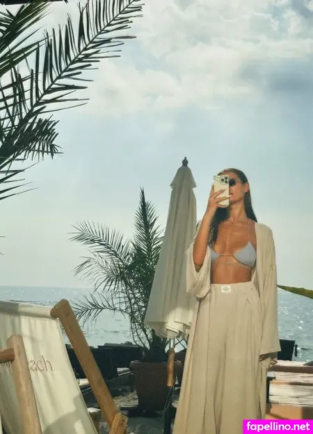 Aprilwong OnlyFans Thumbnail #N8XmhXP9QR