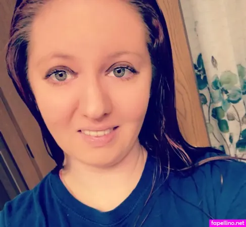 Apryl Ditzman OnlyFans Thumbnail #QrSvLYOKU7