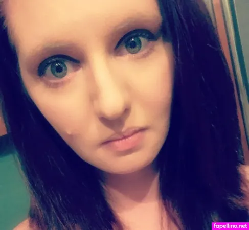 Apryl Ditzman OnlyFans Thumbnail #l2EB5nKr2n