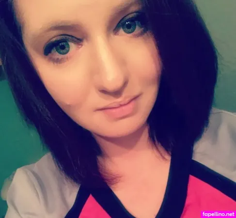 Apryl Ditzman OnlyFans Thumbnail #wTKfPNVDYT