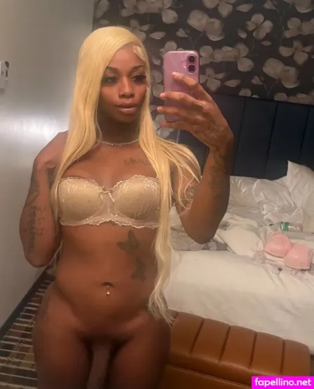 Aquafinaak OnlyFans Thumbnail #efNlVxjIMJ