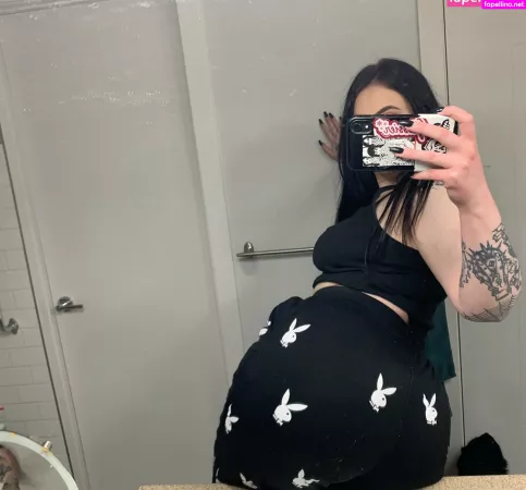 Aquariush0e OnlyFans Thumbnail #bjoXKq70LN