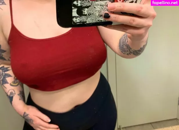 Aquariush0e OnlyFans Thumbnail #sMZghioZp1