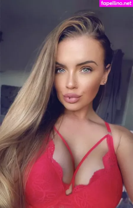Aradia Xfiento OnlyFans Thumbnail #MSzgTq8oDb