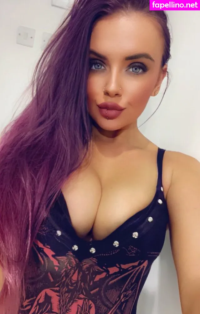 aradia.xfiento, aradiaofficial_, samaraaxsapph Nude Leaked OnlyFans Photo #w5fZNJEd9N