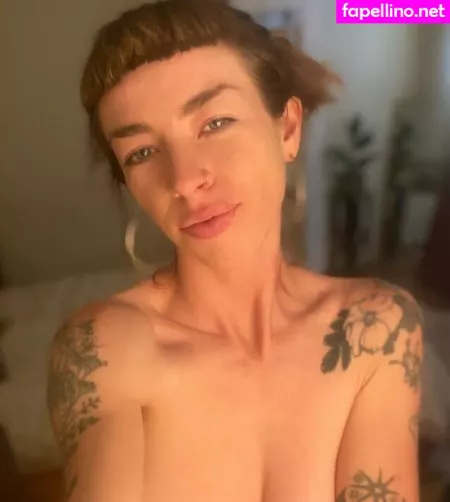 Aralia Hunt OnlyFans Thumbnail #F31HBRK8nI