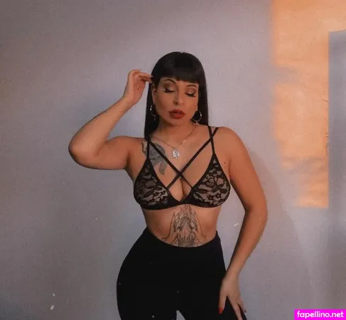 Araquel Jpg OnlyFans Thumbnail #WnsGdRyZDG