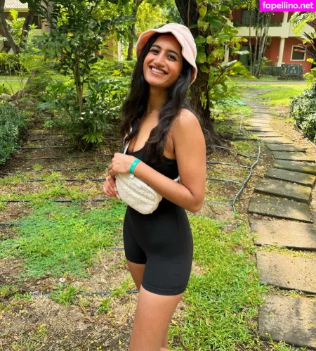 Arasha Lalani OnlyFans Thumbnail #0ml8dw3CHb