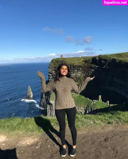 Arasha Lalani OnlyFans Thumbnail #h4FFpgs6Mt