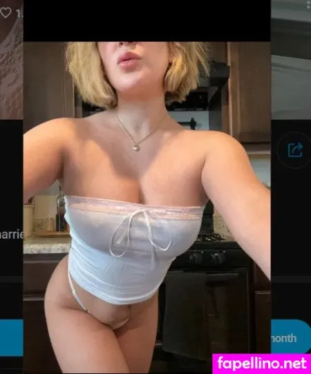 Arathehotwife OnlyFans Thumbnail #htxWeCVqYj