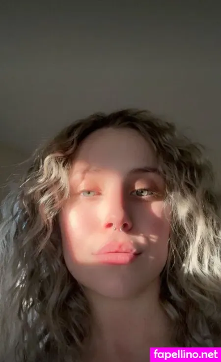 Araya Rose OnlyFans Thumbnail #x51VhREq2l