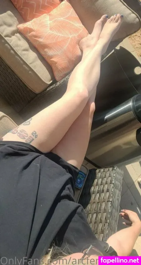 Arcfennecbabe OnlyFans Thumbnail #KAdyN0UTmn