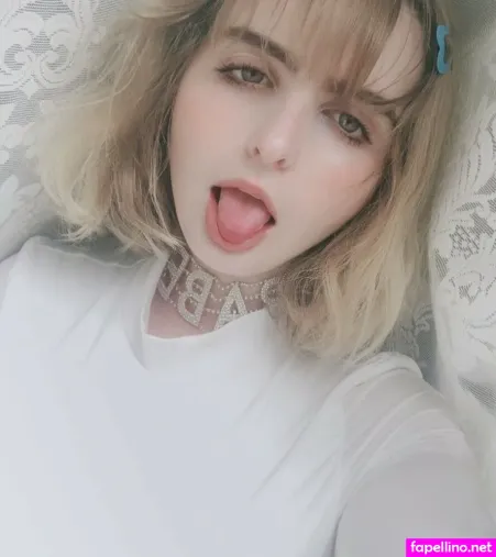 Aretteepls Nym OnlyFans Thumbnail #8B9KgmM3mZ